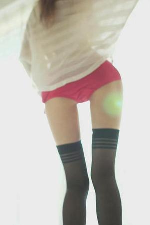 rosi视频2015.01.30 NO.071期红色内裤的红色内裤